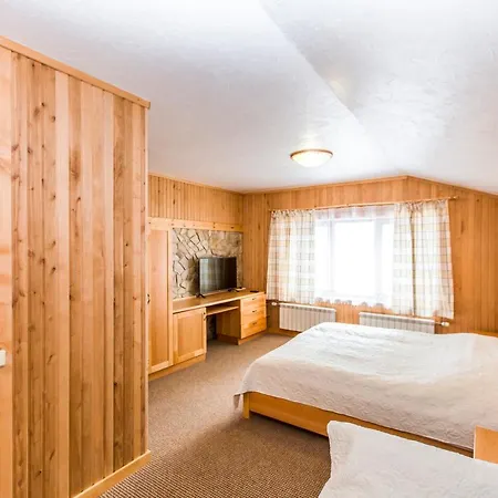 Atava Family House *