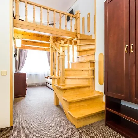 Atava Family House
