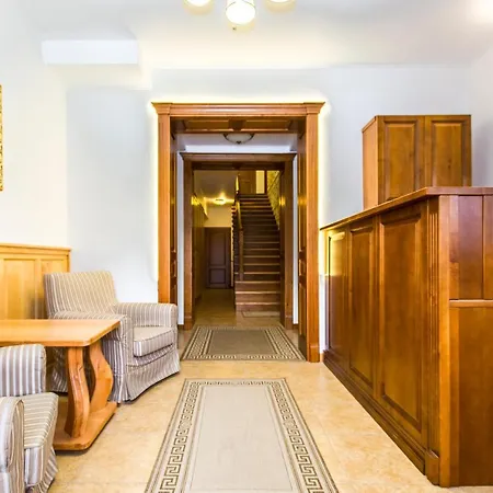 Atava Family House Отель Яремча