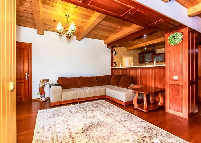 ホテル Atava Family House ヤレムチャ