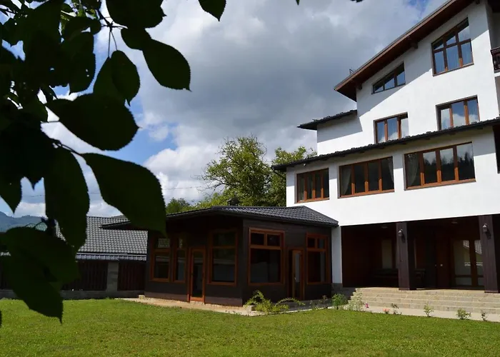 ホテル Atava Family House