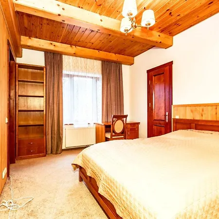 Atava Family House Szálloda