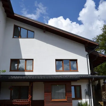 Atava Family House Szálloda *