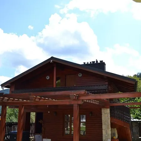 Atava Family House Szálloda Jaremcse
